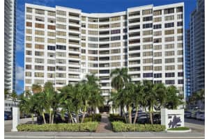 3505 S Ocean Dr, Hollywood, FL 33019, Sold 11/02/22