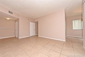 7085 Nova Dr, Davie, FL 33317, Sold 11/15/22