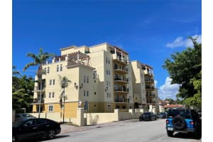 322 Madeira Ave, Coral Gables, FL 33134, Sold 10/26/22