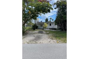 212 189th St, Sunny Isles Beach, FL 33160, Sold 05/15/23