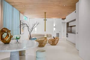 1700 Meridian Ave APT 212, Miami Beach, FL 33139, Sold 11/02/22