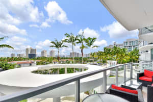 3029 NE 188th St, Aventura, FL 33180, Sold 10/17/22