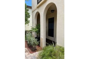 17401 SW 153rd Ct, Miami, FL 33187, Sold 11/28/22
