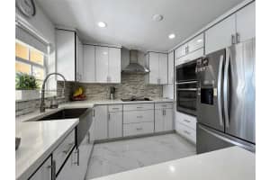 15835 SW 68th Terrace #0, Miami, FL 33193, Sold 09/27/22