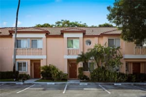 747 NW 208th Dr, Pembroke Pines, FL 33029, Sold 11/02/22
