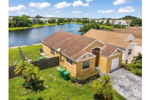 9957 W Elm Ln, Miramar, FL 33025, Sold 12/12/22
