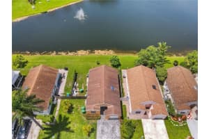 9957 W Elm Ln, Miramar, FL 33025, Sold 12/12/22