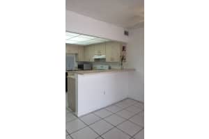 15655 SW 82nd Cir Ln, Miami, FL 33193, Sold 10/03/22