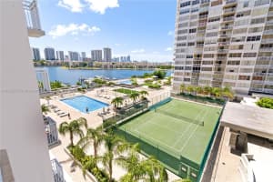 18061 Biscayne Blvd APT 601, Aventura, FL 33160, Sold 11/22/22