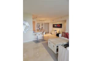 400 Alton Rd APT 507, Miami Beach, FL 33139, Sold 01/20/23