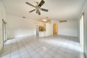 16680 NW 75th Ave, Hialeah, FL 33015, Sold 12/27/22