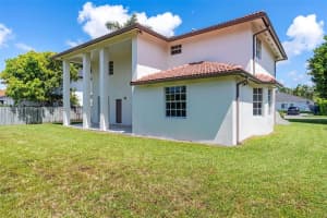 15800 SW 102nd Ln, Miami, FL 33196, Sold 10/26/22