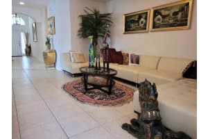 4636 NW 95th Ave, Doral, FL 33178, Sold 10/14/22