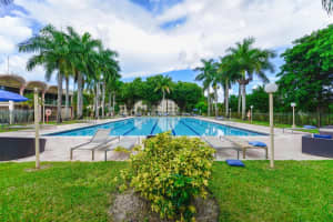 9350 Fontainebleau Blvd APT 401, Miami, FL 33172, Sold 01/13/23