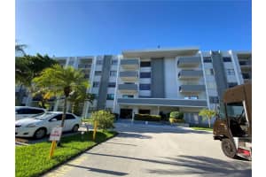 1301 NE 7th St APT 106, Hallandale Beach, FL 33009, Sold 07/06/23