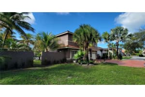 8740 NW 189th Terrace, Hialeah, FL 33018, Sold 12/16/22