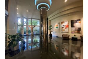 20191 E Country Club Dr APT 302, Aventura, FL 33180, Sold 11/30/22
