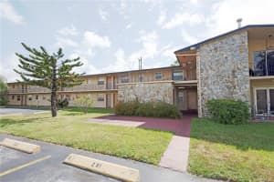 Parking lot, 3905 SW 78th Ct APT 105, Miami, FL 33155, Sold 10/12/22