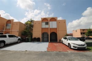 1096 W 42nd Pl #33, Hialeah, FL 33012, Sold 09/23/22