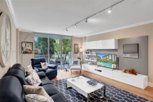 11111 Biscayne Blvd, Miami, FL 33181, Sold 10/20/22