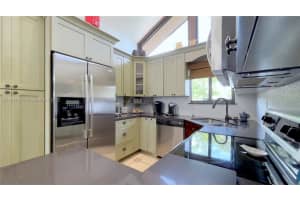 9246 SW 132nd St, Miami, FL 33176, Sold 10/21/22