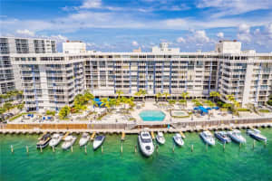 800 West Ave, Miami Beach, FL 33139, Sold 10/19/22