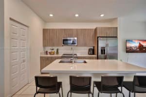15864 NW 91st Ct, Miami Lakes, FL 33018, Sold 10/12/22