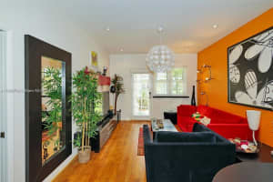736 13th St APT 104, Miami Beach, FL 33139, Sold 11/08/22
