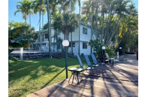 645 NE 77th St APT 20, Miami, FL 33138, Sold 11/01/22