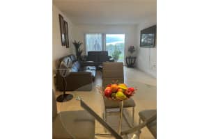 15221 SW 80th St APT 304, Miami, FL 33193, Sold 11/03/22