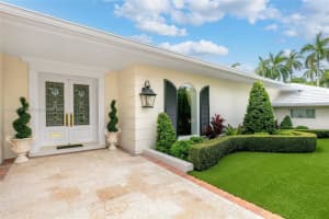 55 Lagorce Cir, Miami Beach, FL 33141, Sold 10/12/23