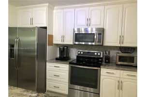 400 Leslie Dr APT 1029, Hallandale Beach, FL 33009, Sold 10/14/22