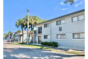7060 NW 179th St APT 212, Hialeah, FL 33015, Sold 01/18/23