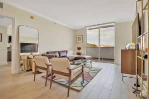 2030 Douglas Rd APT 422, Coral Gables, FL 33134, Sold 10/29/22