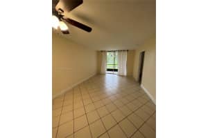 7860 NW 50th St APT 108, Lauderhill, FL 33351, Sold 11/14/22