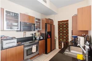 18800 NE 29th Ave, Aventura, FL 33180, Sold 11/02/22