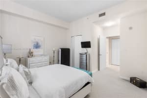 18800 NE 29th Ave, Aventura, FL 33180, Sold 11/02/22