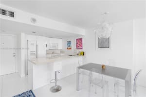 345 Ocean Dr APT 1011, Miami Beach, FL 33139, Sold 01/24/23