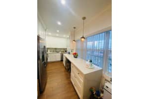3133 S Ocean Dr APT 320, Hallandale Beach, FL 33009, Sold 11/07/22