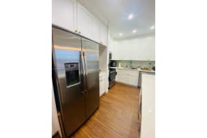 3133 S Ocean Dr APT 320, Hallandale Beach, FL 33009, Sold 11/07/22