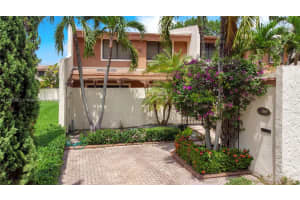 7859 SW 106th Cir, Miami, FL 33173, Sold 11/25/22