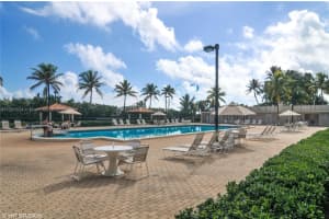 2625 Collins Ave APT 1110, Miami Beach, FL 33140, Sold 11/01/22