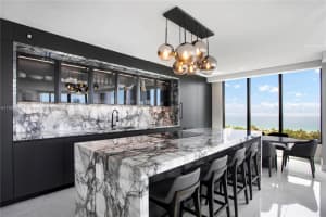 20191 E Country Club Dr APT 2307, Aventura, FL 33180, Sold 04/28/23