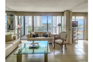 3731 N Country Club Dr APT 1122, Aventura, FL 33180, Sold 11/11/22