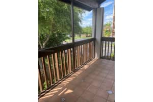 10125 NW 9th St Cir # 8-204, Miami, FL 33172, Sold 11/01/22