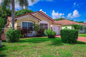 5416 NW 184th St, Miami Gardens, FL 33055, Sold 10/20/22
