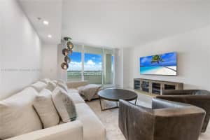 3400 SW 27th Ave APT 1605, Miami, FL 33133, Sold 11/01/22