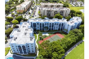 9440 Fontainebleau Blvd APT 414, Miami, FL 33172, Sold 10/13/22