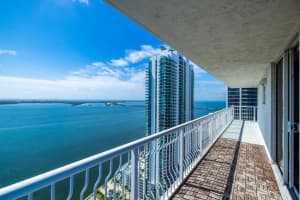 1200 Brickell Bay Dr APT 3901, Miami, FL 33131, Sold 11/07/22