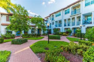 12008 SW 28th Ct, Miramar, FL 33025, Sold 11/16/22